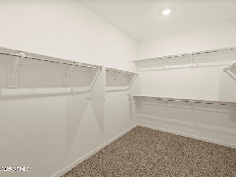Walk-In Closet Walk-In Closet