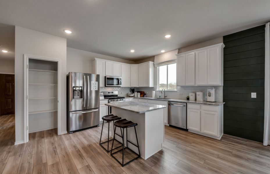 Representative furnished interior of a home built from the Eastgate by Centex in Cottonwood Creek, Howe (Image 29).