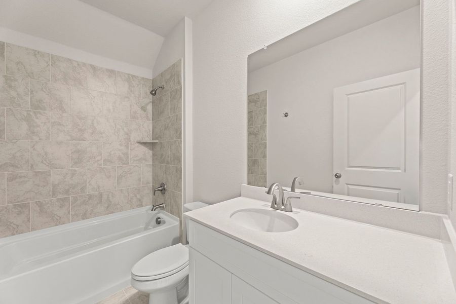Furnished interior view inside a new home in Creekside, Royse City (Image 6).