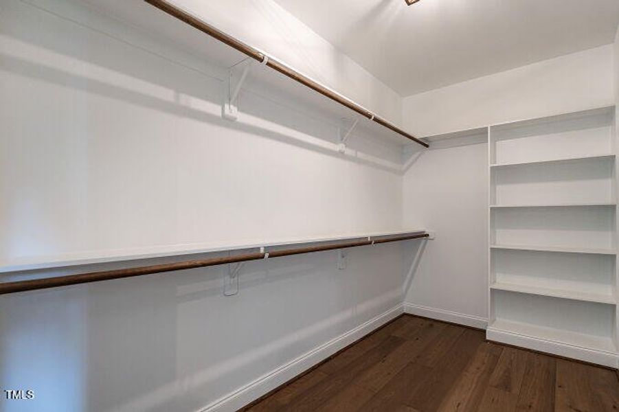 028-680x453-primary-closet