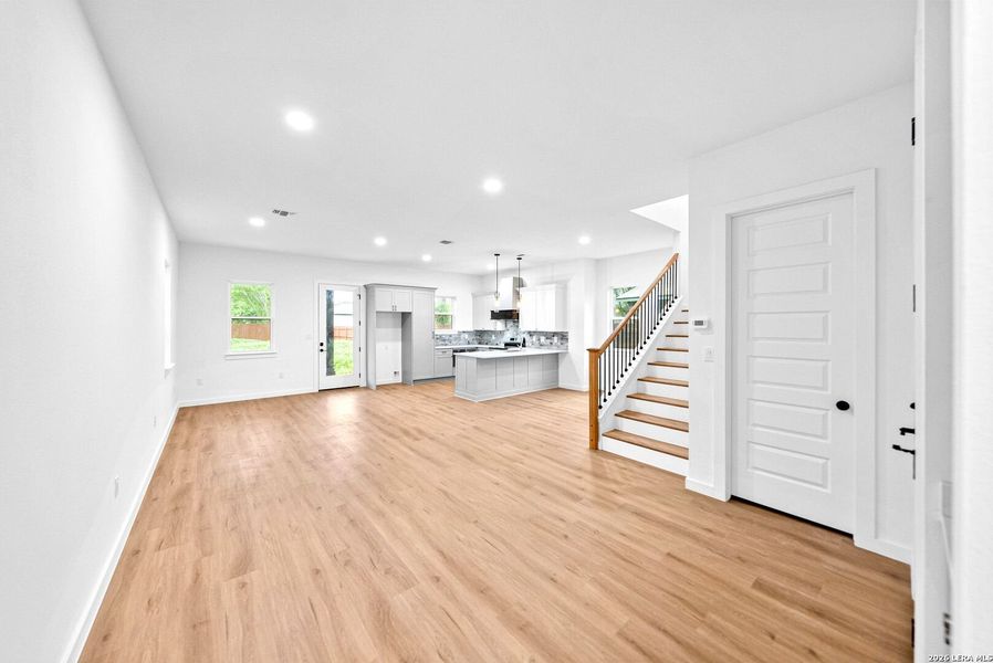 Spacious, unfurnished interior of a new home in , San Antonio (Image 44).