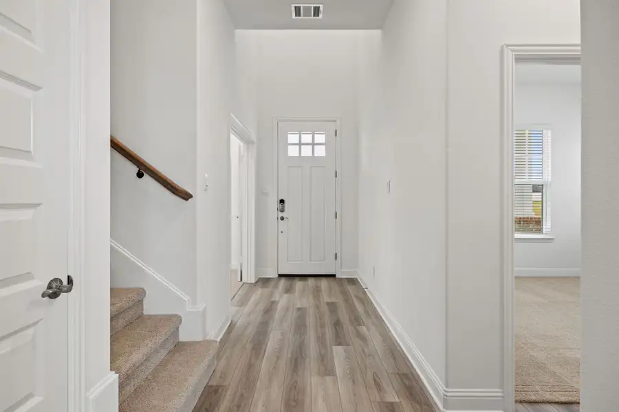 Representative unfurnished interior of a home built from the Kelly by Cambridge Homes in Lake Park, Rowlett (Image 16).