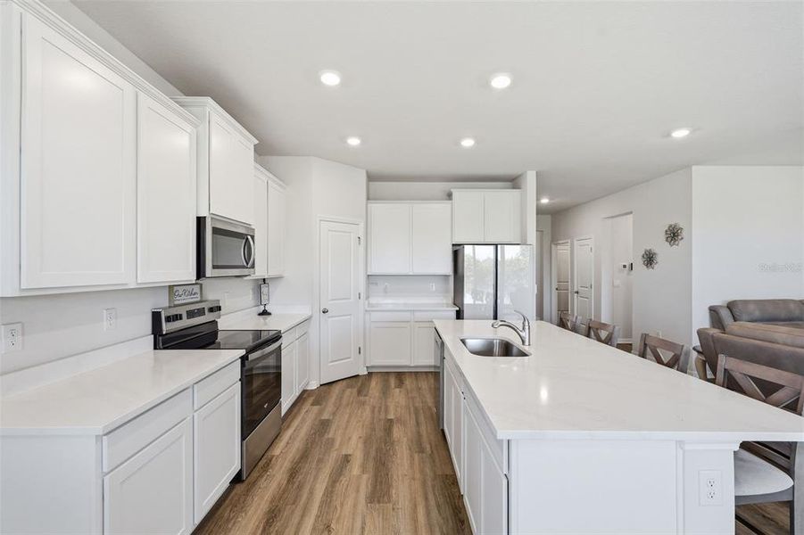 Furnished interior view inside a new home in Silverstone North, Palmetto (Image 29).