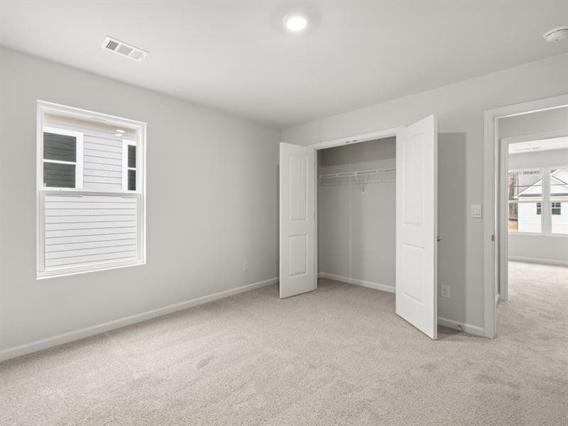 Spacious, unfurnished interior of a new home in Lost Creek, Dallas (Image 38).