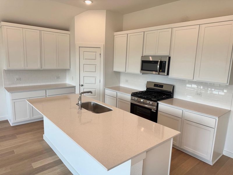 Furnished interior view inside a new home in Prairie Winds, Hutto (Image 16). Furnished interior view inside a new home in Prairie Winds, Hutto (Image 16).