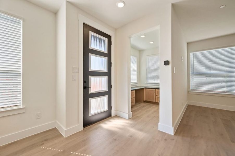 Spacious, unfurnished interior of a new home in Chelsea Commons, Allen (Image 26). Spacious, unfurnished interior of a new home in Chelsea Commons, Allen (Image 26).