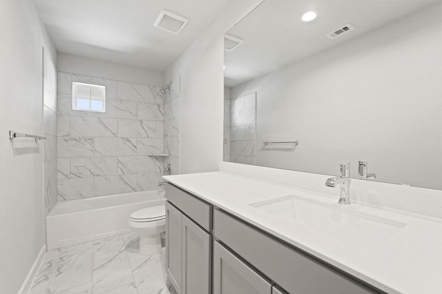 Furnished interior view inside a new home in Briarwood Crossing, Rosenberg (Image 5). Furnished interior view inside a new home in Briarwood Crossing, Rosenberg (Image 5).