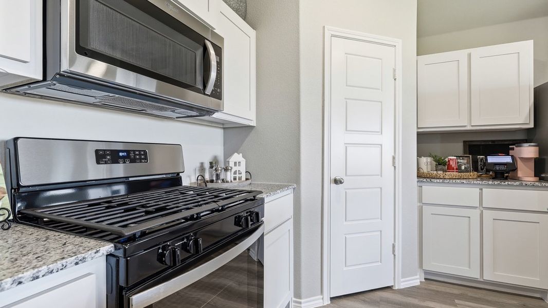 Furnished interior view inside a new home in Longhorn Estates, Fort Worth (Image 9).