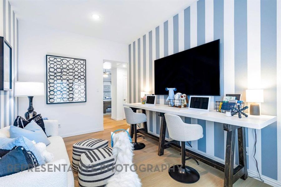 Furnished interior view inside a new home in Star Trail, Prosper (Image 6).
