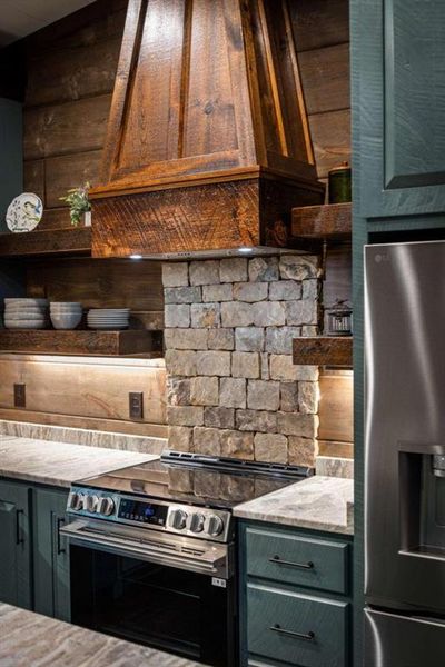 Close-up of interior finishes inside a home in , McCaysville (Image 23).
