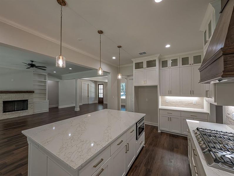 Furnished interior view inside a new home in , Tyler (Image 17).