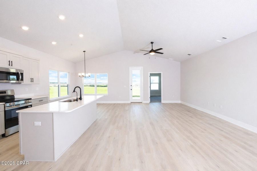 Spacious, unfurnished interior of a new home in Parkbrook, Panama City (Image 7).