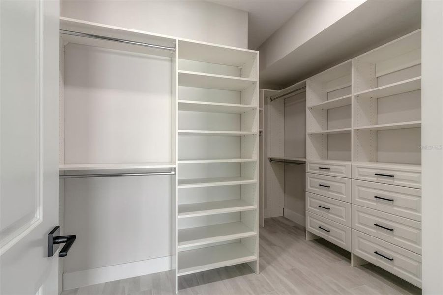 MASTER CLOSET WITH CUSTOM SHELVING