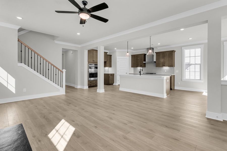 Spacious, unfurnished interior of a new home in Six Oaks, Summerville (Image 24).