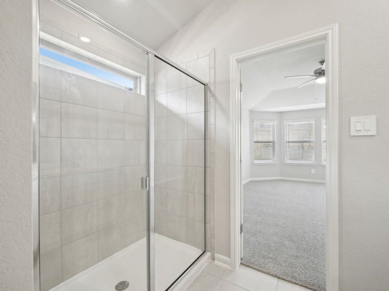 Primary suite bathroom in the Briscoe floorplan at a Meritage Homes community. Primary suite bathroom in the Briscoe floorplan at a Meritage Homes community.