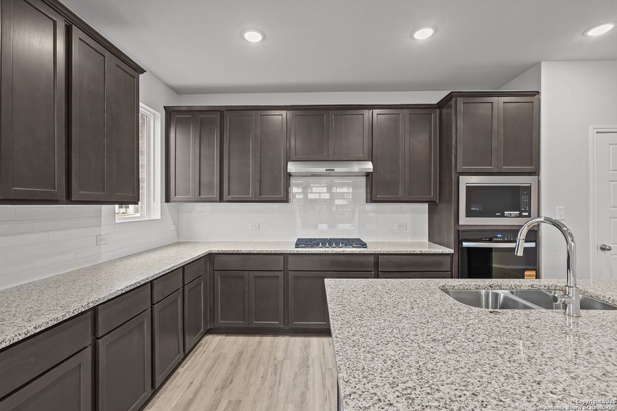 Furnished interior view inside a new home in Sunflower Ridge, New Braunfels (Image 13).