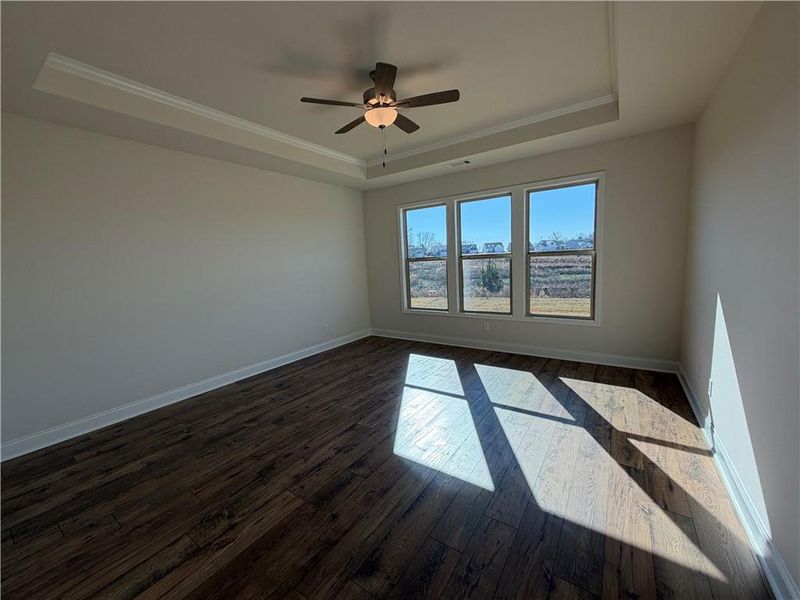 Spacious, unfurnished interior of a new home in , Jefferson (Image 20).