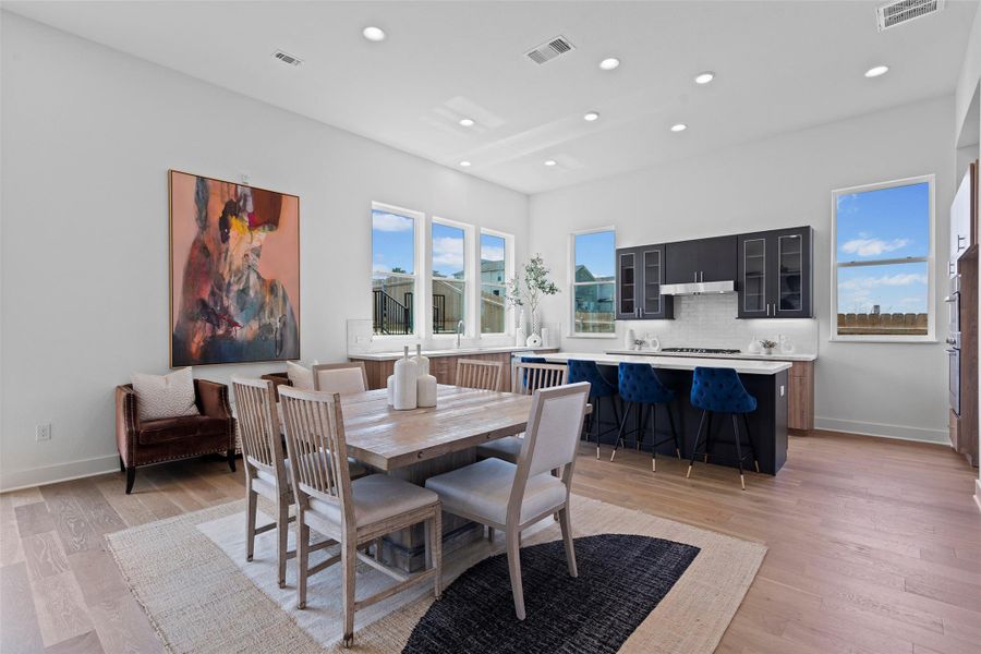 This flexible layout is accentuated with soaring ceilings, natural light and stunning features.