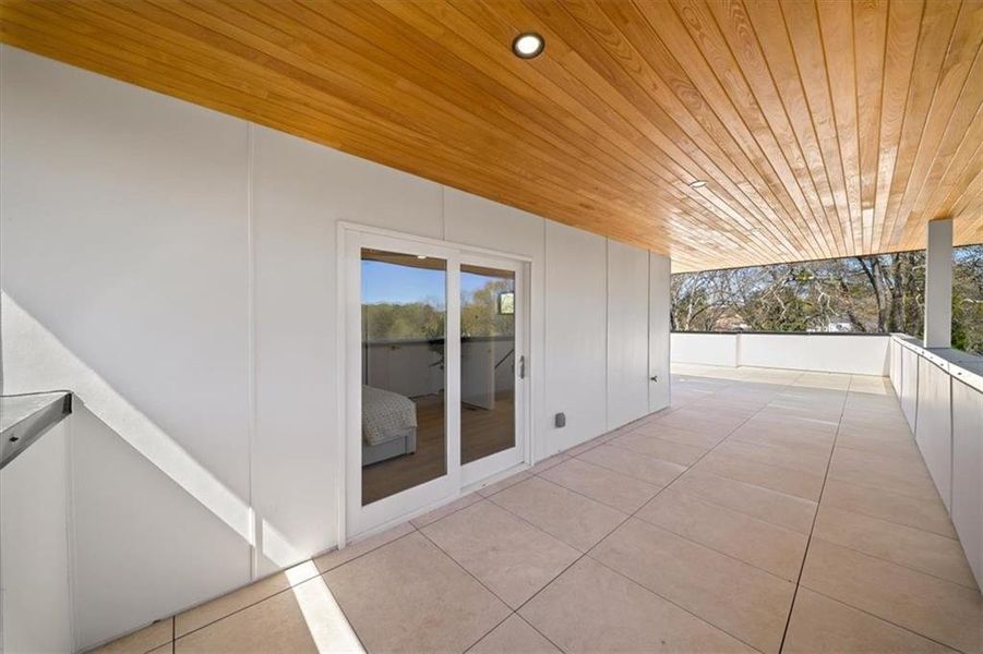 Exterior details and patio area of a home in , Atlanta (Image 3).