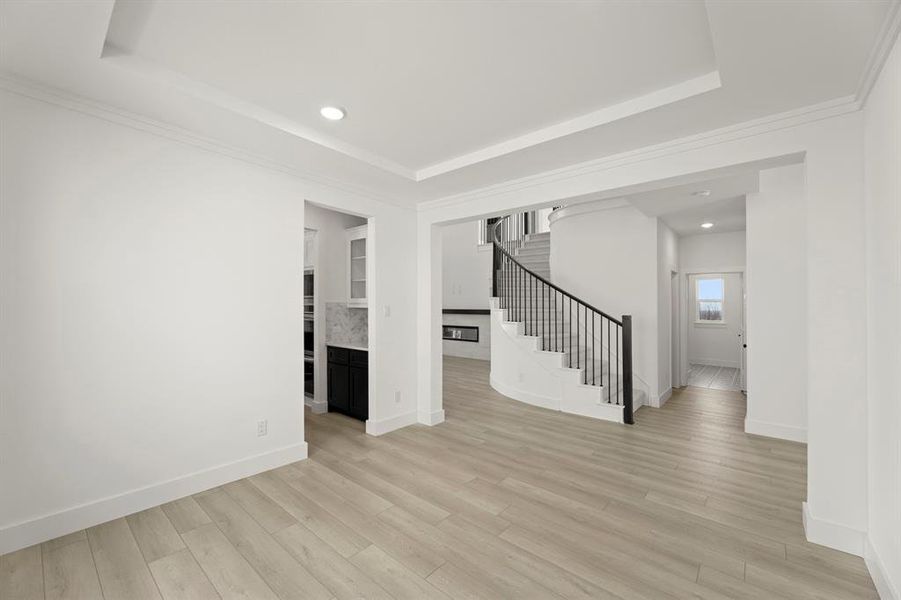 06. 9613 Westchester - Dining (2)