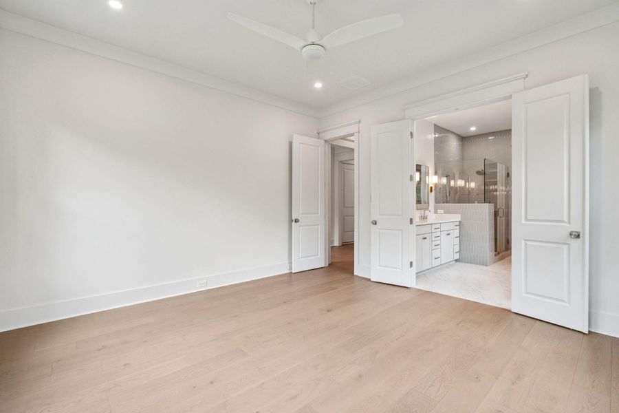 Spacious, unfurnished interior of a new home in , Awendaw (Image 33).