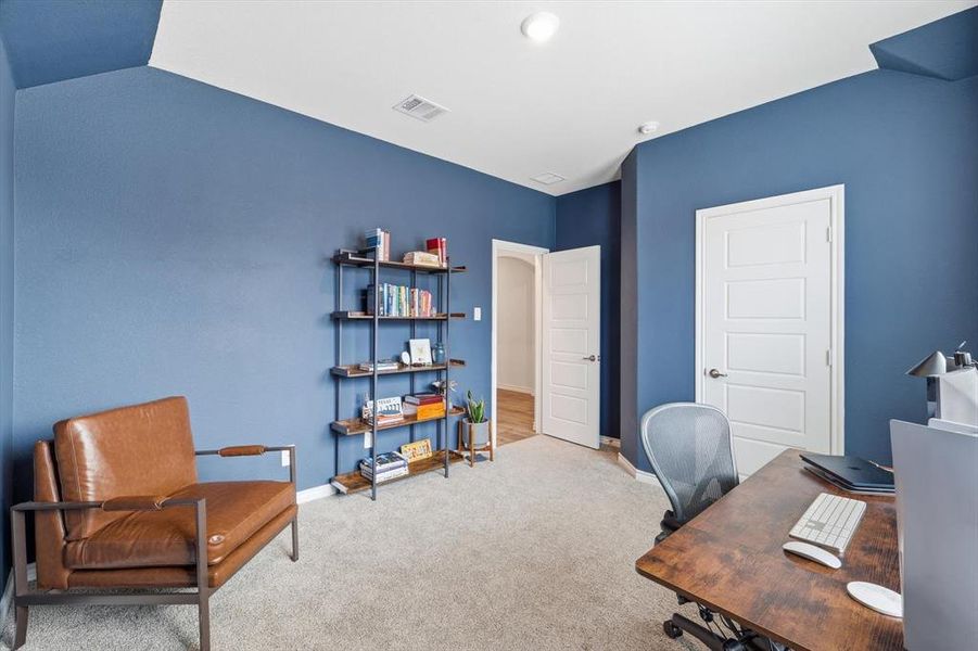 Furnished interior view inside a new home in , Aubrey (Image 22).