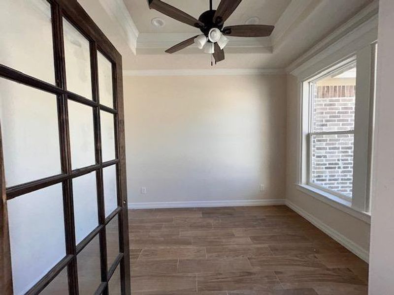 Spacious, unfurnished interior of a new home in , Beaumont (Image 15).