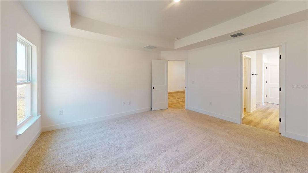 Spacious, unfurnished interior of a new home in , Alachua (Image 20).