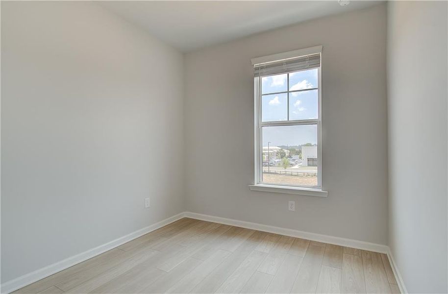 Spacious, unfurnished interior of a new home in Silverock, McDonough (Image 26).