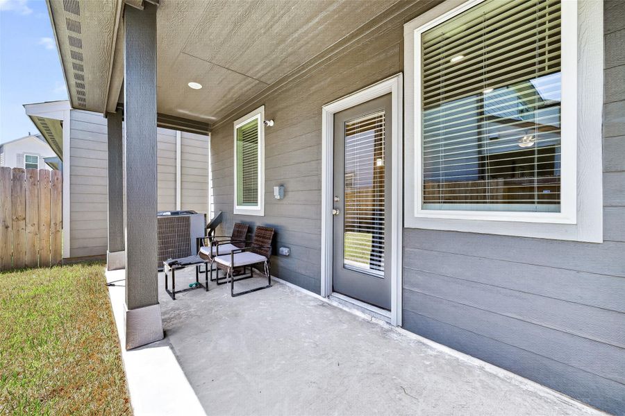 Exterior details and patio area of a home in Park Row Village, Houston (Image 3). Exterior details and patio area of a home in Park Row Village, Houston (Image 3).