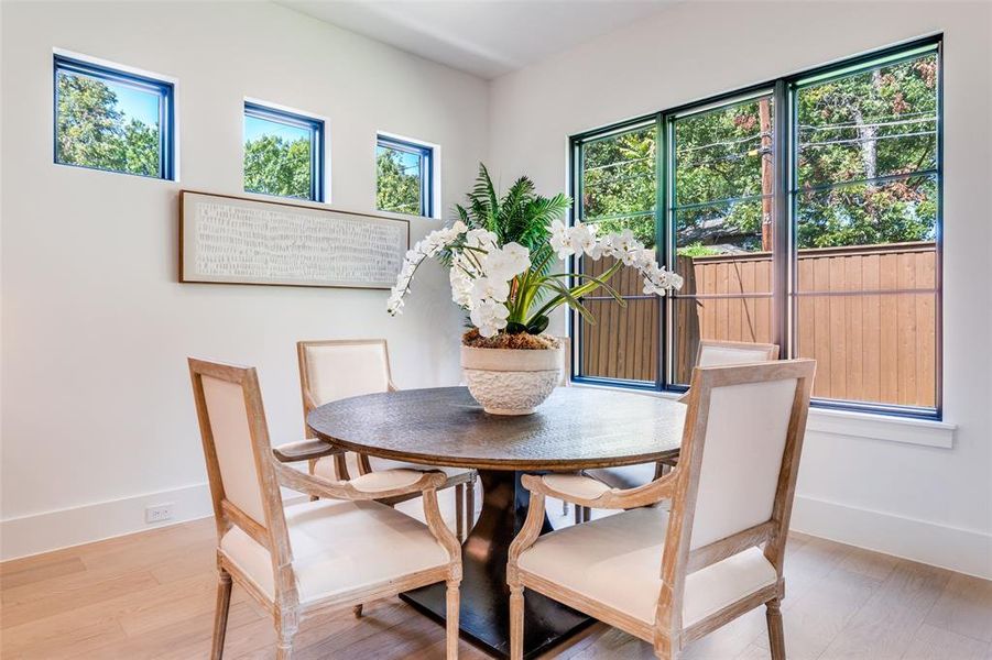 Furnished interior view inside a new home in , Dallas (Image 12).
