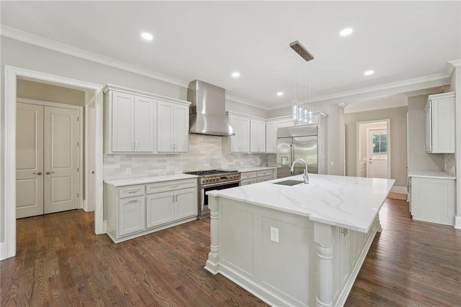 Furnished interior view inside a new home in The Reserve At Governors Towne Club, Acworth (Image 49). Furnished interior view inside a new home in The Reserve At Governors Towne Club, Acworth (Image 49).