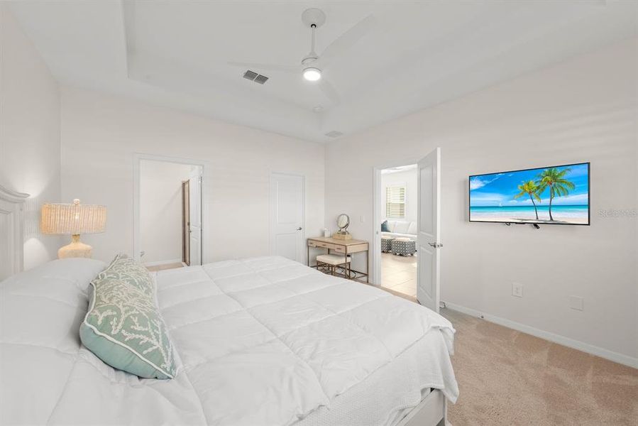 Furnished interior view inside a new home in Star Farms at Lakewood Ranch, Bradenton (Image 22).