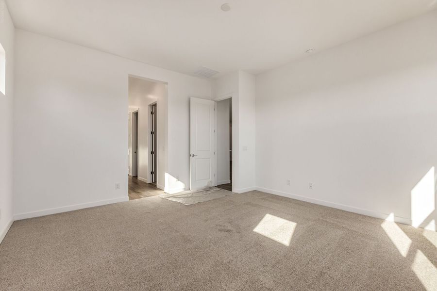 Spacious, unfurnished interior of a new home in Landmarke, San Tan Valley (Image 11). Spacious, unfurnished interior of a new home in Landmarke, San Tan Valley (Image 11).