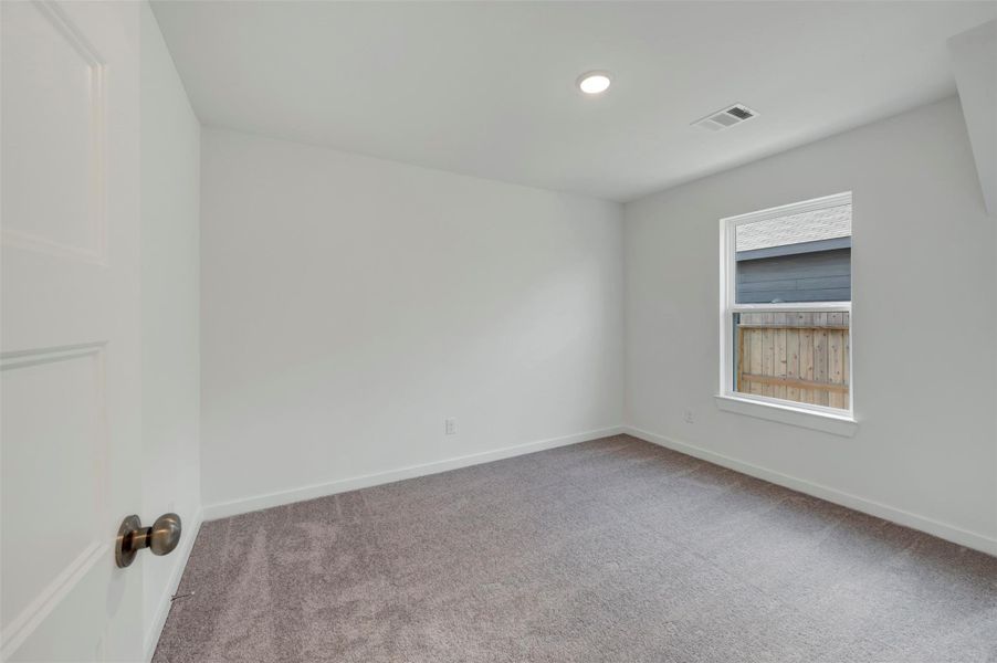 Spacious, unfurnished interior of a new home in Indian Springs, Crosby (Image 15).