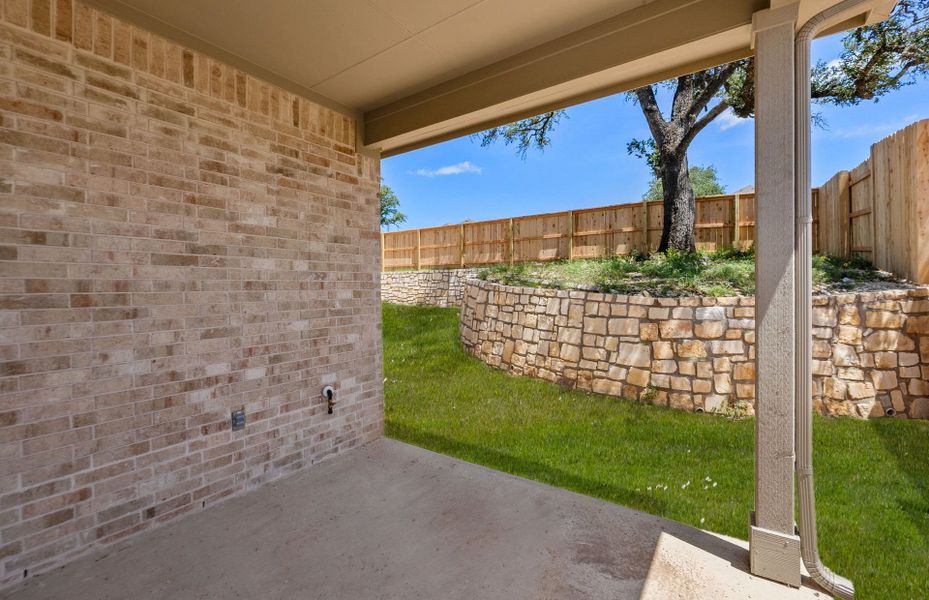 Exterior details and patio area of a home in Crescent Bluff, Georgetown (Image 28).