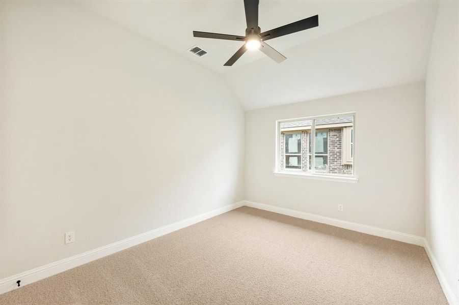 Spacious, unfurnished interior of a new home in Sunset Ridge, Alvarado (Image 24). Spacious, unfurnished interior of a new home in Sunset Ridge, Alvarado (Image 24).