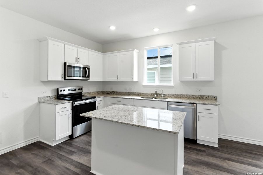 Furnished interior view inside a new home in Horizon Ridge, San Antonio (Image 4). Furnished interior view inside a new home in Horizon Ridge, San Antonio (Image 4).