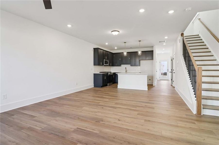 Spacious, unfurnished interior of a new home in Park Vue, Atlanta (Image 33).