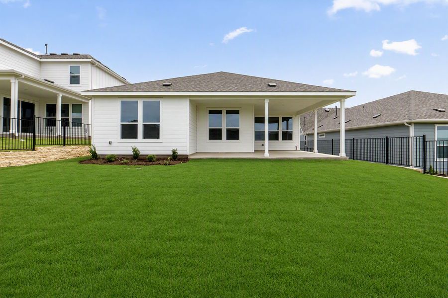 Exterior details and patio area of a home in Sun City Texas, Georgetown (Image 24).