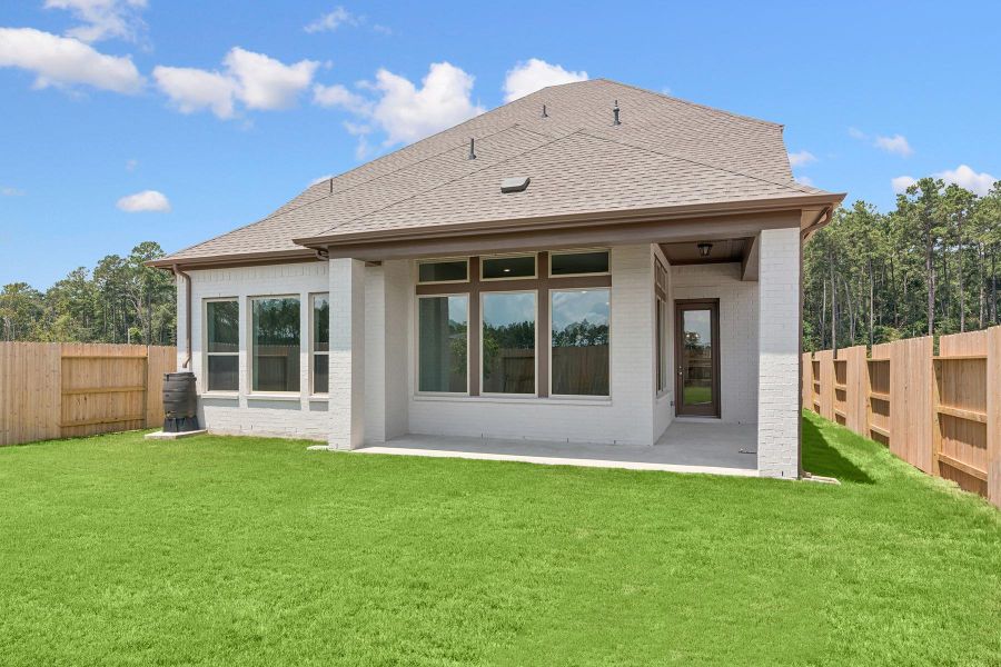 Exterior details and patio area of a home in ARTAVIA 45' Homesites, Conroe (Image 3).