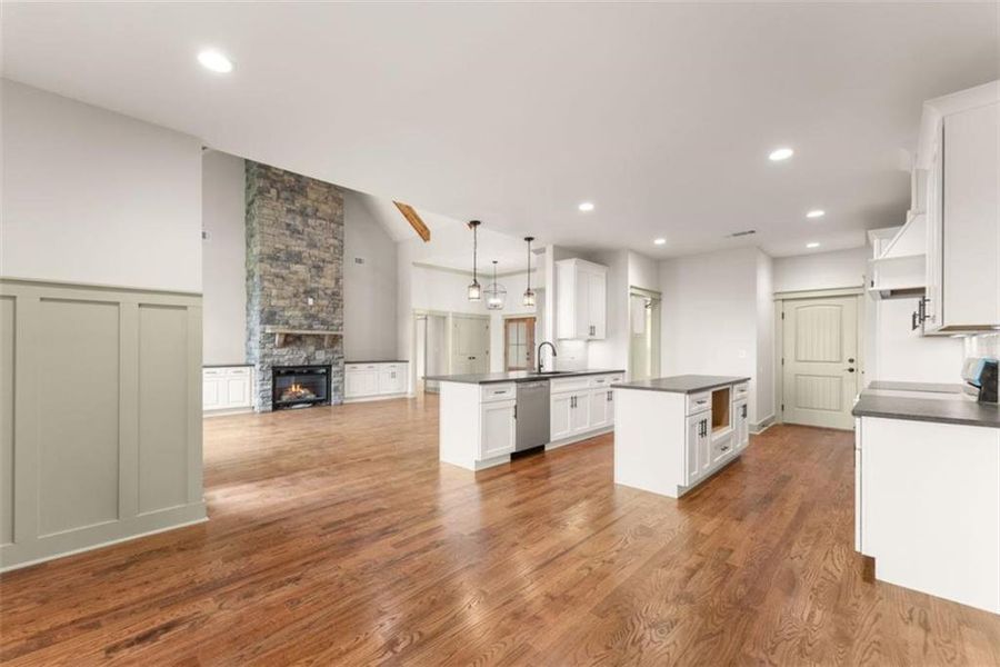 Furnished interior view inside a new home in , Cleveland (Image 6).