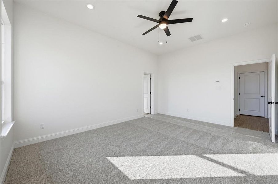 Spacious, unfurnished interior of a new home in , Azle (Image 35).