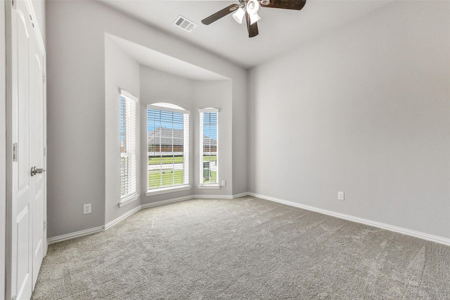 Spacious, unfurnished interior of a new home in Lago Mar 40' at Lago Mar, Texas City (Image 18). Spacious, unfurnished interior of a new home in Lago Mar 40' at Lago Mar, Texas City (Image 18).