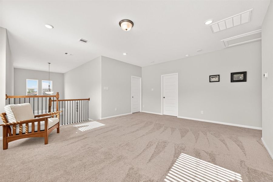 Spacious, unfurnished interior of a new home in Mill Creek Trails, Magnolia (Image 24).