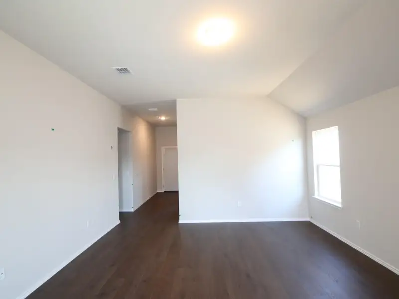 Spacious, unfurnished interior of a new home in Cascades at Onion Creek, Austin (Image 10). Spacious, unfurnished interior of a new home in Cascades at Onion Creek, Austin (Image 10).