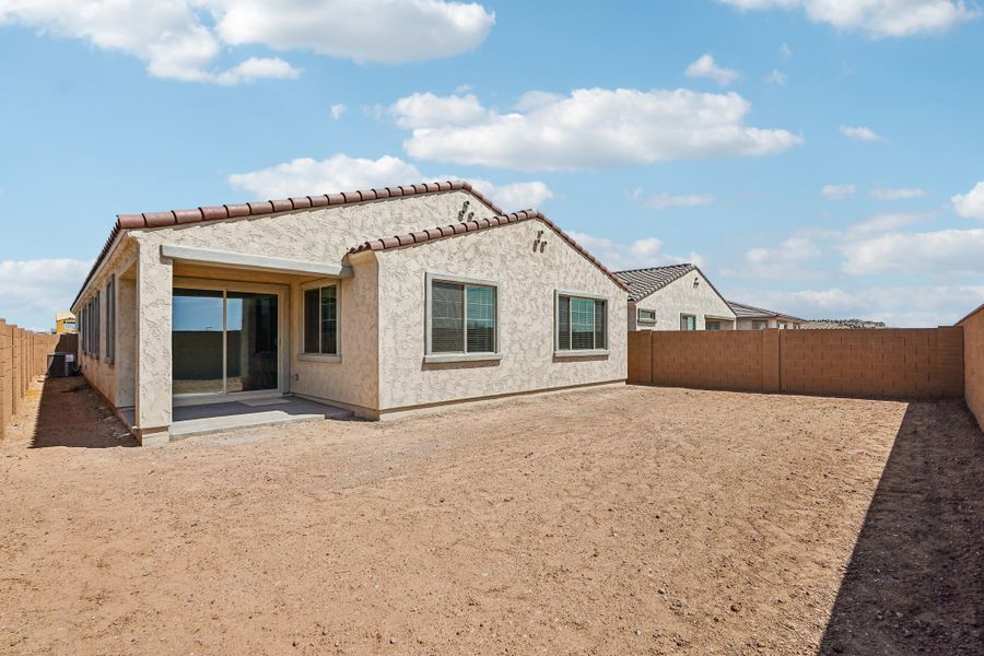 Exterior details and patio area of a home in Hawes Crossing, Mesa (Image 4).