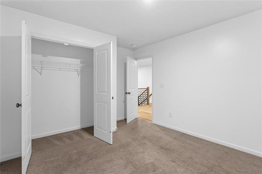 Spacious, unfurnished interior of a new home in Alcovy Trace, Lawrenceville (Image 19).