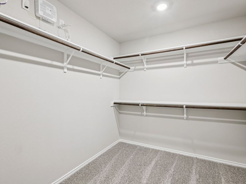 Spacious, unfurnished interior of a new home in Waterstone Village, Kyle (Image 10).