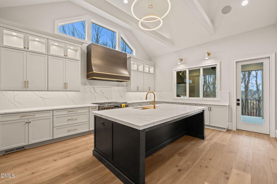 18-web-or-mls-untitled-46